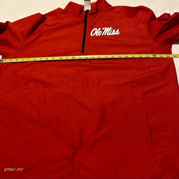 Nike Ole Miss Rebels Men Red Large Storm Fit Pull Over Windbreaker Jacket - Picture 7 of 10